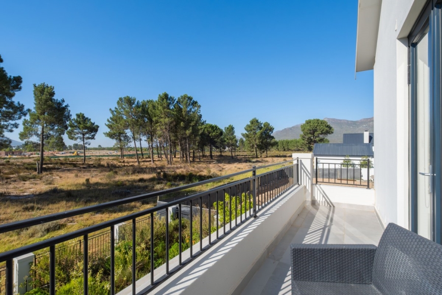 5 Bedroom Property for Sale in Val De Vie Estate Western Cape
